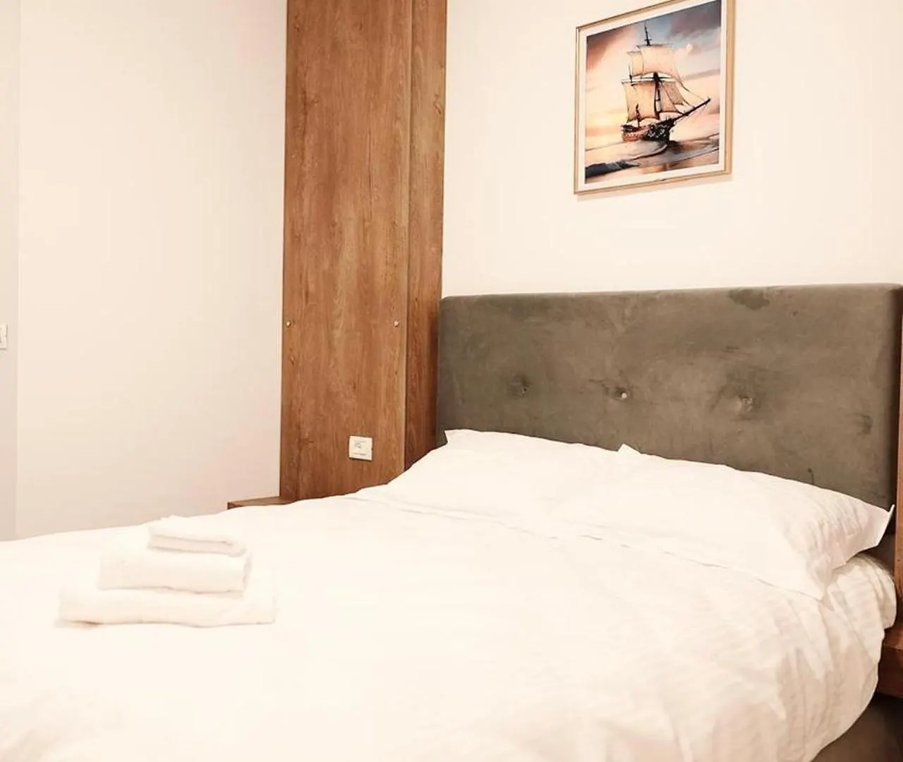 Apartment 102 Tirana Albanien